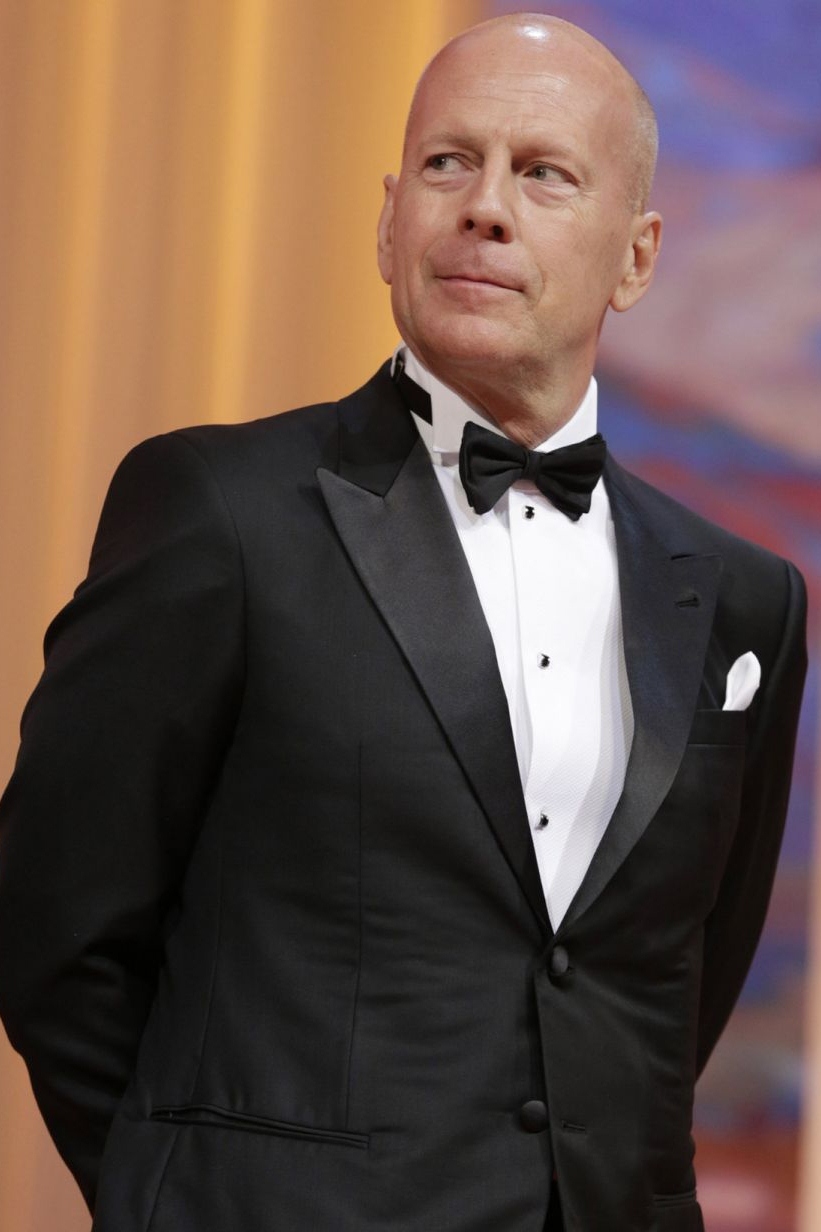 AtGfFHaCEAAxY80.jpg large